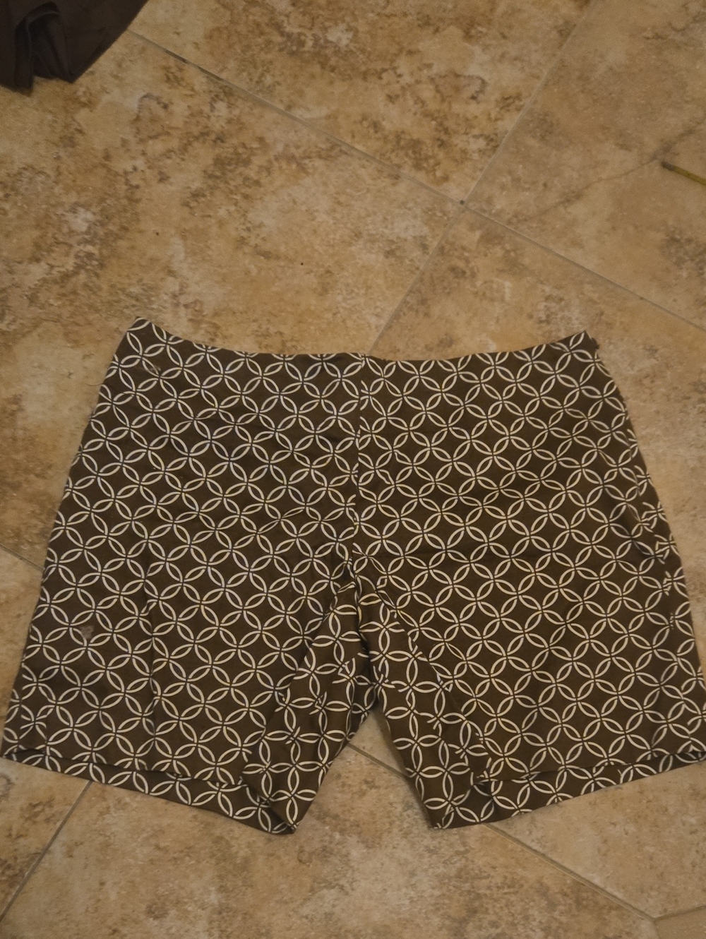INC Women's Brown Geometric Print Shorts Sz 4